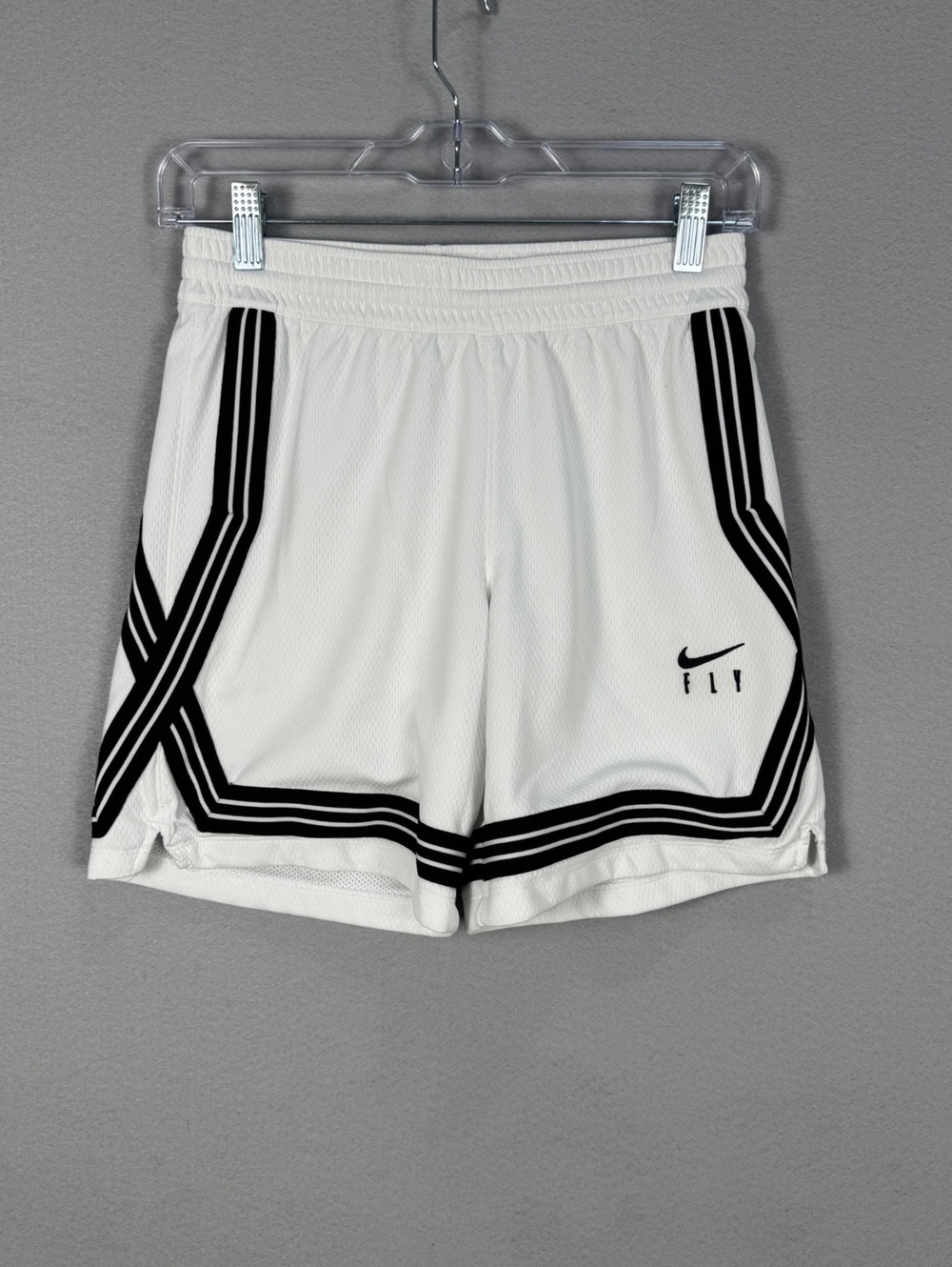 Nike White Men's L Athletic Basketball Shorts